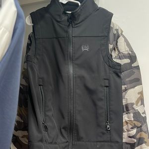 CINCH VEST- Kids size 6-8- perfect condition